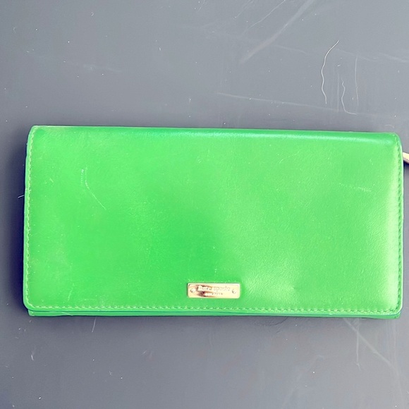 Kate spade wallet - Picture 1 of 4